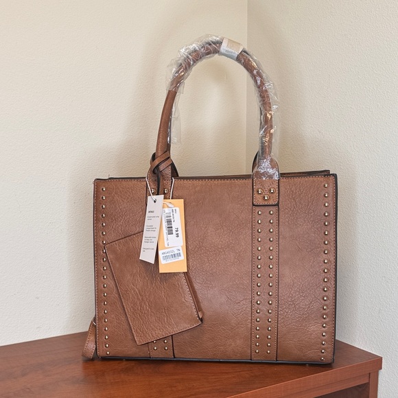 NWT Jessie James Kate Concealed Carry Lock and Key Satchel with Coin Pouch - Picture 2 of 16